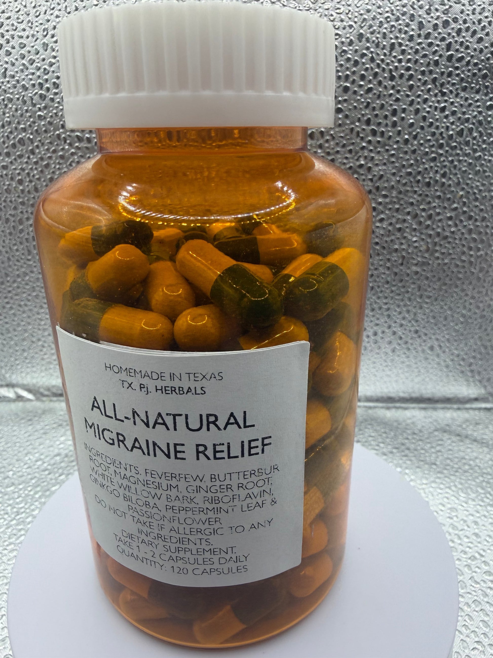 All-natural migraine relief capsules with herbal ingredients for gentle tension easing and comfort